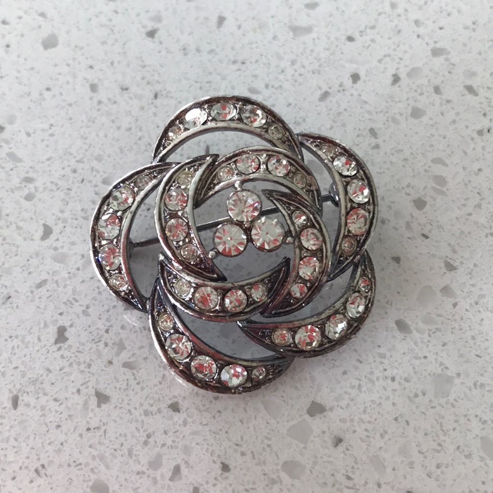 Rhinestone Rose Brooch